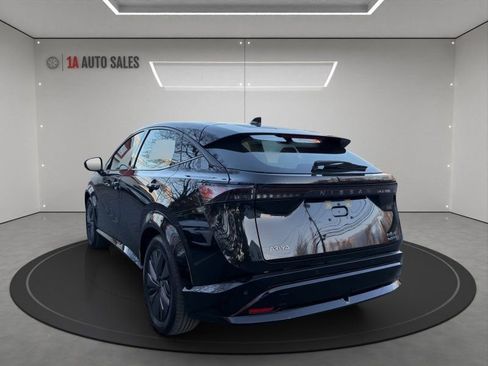 Used 2024 Nissan Ariya AWD image 3