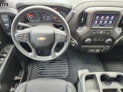 Used 2023 Chevrolet Silverado 1500 Custom image 29