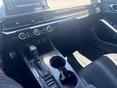 Used 2023 Honda Civic Sport image 20