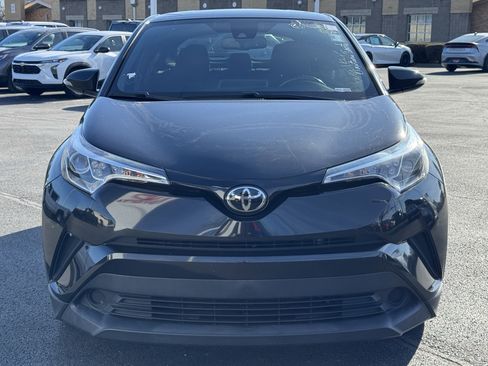 Used 2018 Toyota C-HR XLE image 15