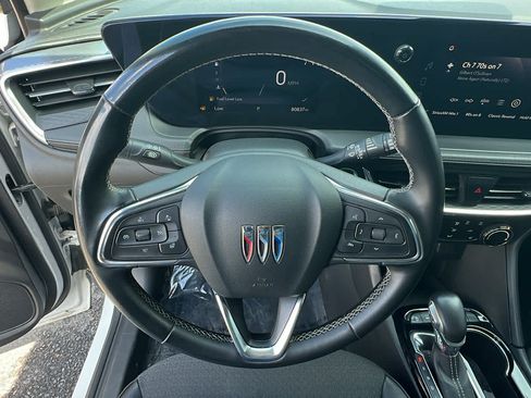 Used 2024 Buick Encore GX Preferred w/ Comfort Package AWD/4WD image 18