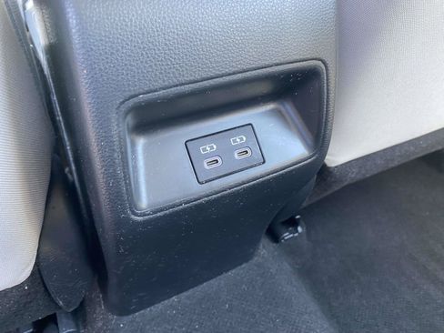 Used 2024 Toyota Corolla LE FWD image 13