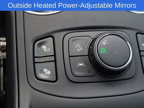 Used 2024 GMC Terrain SLE w/ Driver Convenience Package image 27