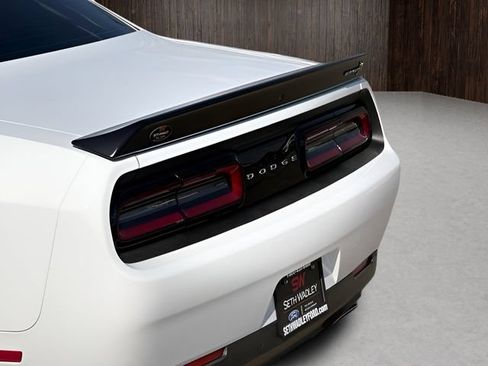 Used 2022 Dodge Challenger R/T Scat Pack RWD image 15