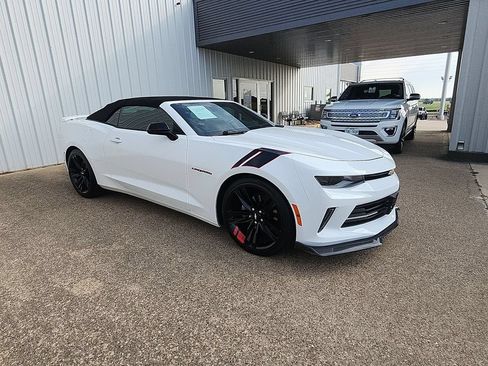 Used 2018 Chevrolet Camaro LT RWD image 2