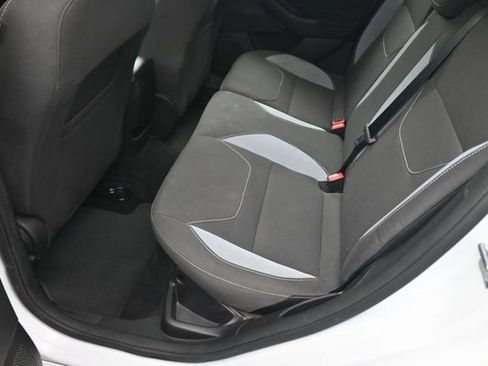 Used 2018 Ford Focus ST image 76