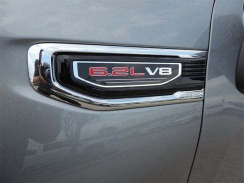 New 2026 GMC Sierra 1500 Denali image 9