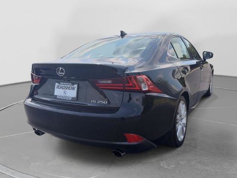 Used 2015 Lexus IS 250 RWD image 5