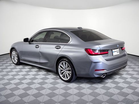 Used 2024 BMW 330i Sedan w/ Convenience Package RWD image 3