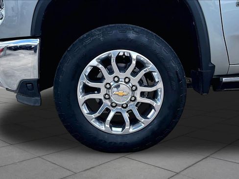 Used 2024 Chevrolet Silverado 2500 LTZ w/ LTZ Texas Edition AWD/4WD image 11