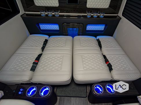 Used 2024 Mercedes-Benz Sprinter 3500 image 16