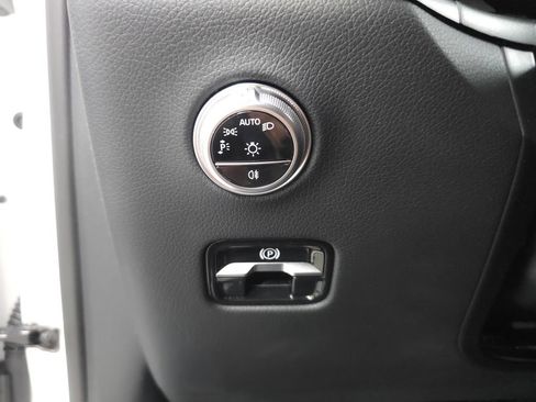 Certified 2026 Mercedes-Benz GLC 300 4MATIC image 10