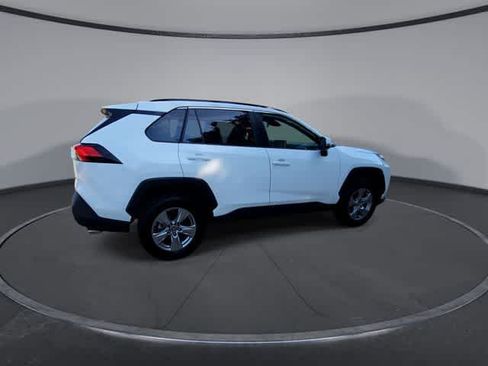 Used 2025 Toyota RAV4 XLE FWD image 8