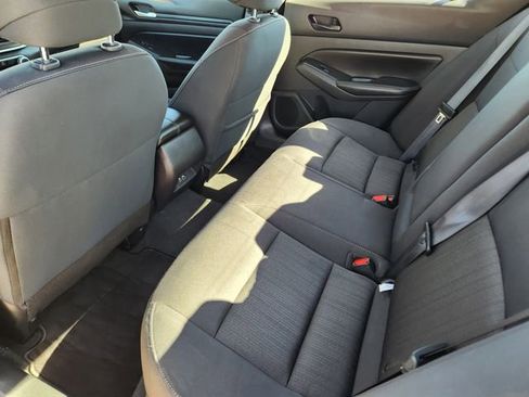 Used 2024 Nissan Altima 2.5 SV image 31