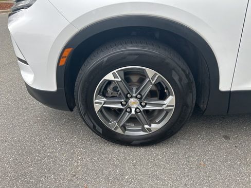 Used 2024 Chevrolet Blazer LT image 28