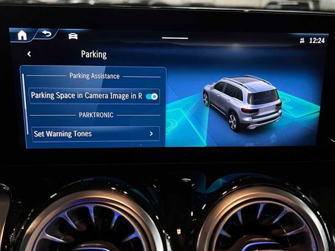 Certified 2025 Mercedes-Benz GLB 250 4MATIC image 36