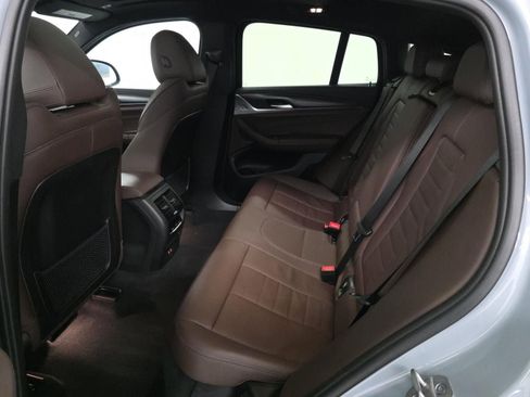 Used 2023 BMW X4 M40i w/ Premium Package image 11