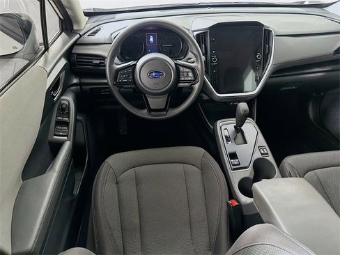 Used 2024 Subaru Crosstrek 2.0i Premium image 3
