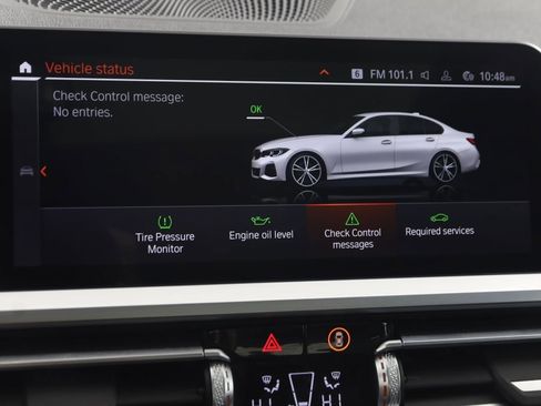 Used 2022 BMW 330i xDrive Sedan w/ M Sport Package image 32