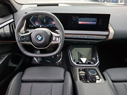 Certified 2025 BMW X3 xDrive30i image 12