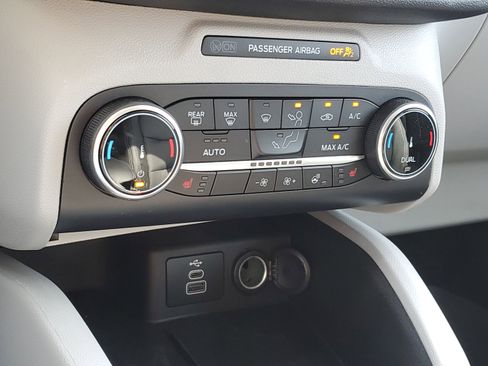 New 2025 Ford Escape Active w/ Cold Weather Package image 28