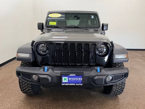Used 2023 Jeep Wrangler Unlimited w/ Sun & Screen Package AWD/4WD image 10