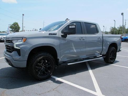 Used 2024 Chevrolet Silverado 1500 RST w/ Convenience Package II AWD/4WD image 8