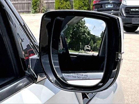 Certified 2025 INFINITI QX80 Luxe AWD/4WD image 22