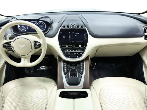Used 2021 Aston Martin DBX AWD/4WD image 43