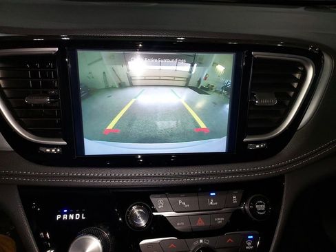 New 2026 Chrysler Pacifica Limited w/ S Appearance Package FWD image 23