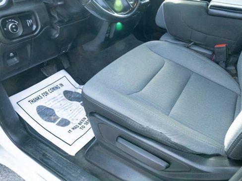 Used 2021 RAM 1500 Big Horn image 27