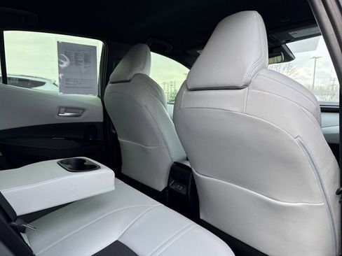 Certified 2025 Toyota Corolla XSE image 29