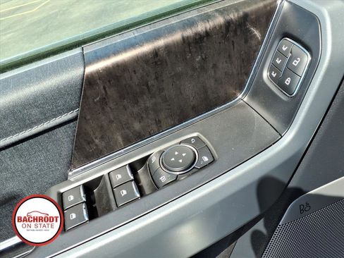 Used 2022 Ford F150 Lariat w/ Equipment Group 502A High AWD/4WD image 16