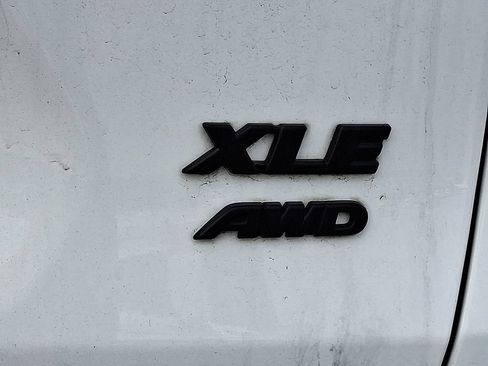 Used 2023 Toyota RAV4 XLE w/ Convenience Package AWD/4WD image 12