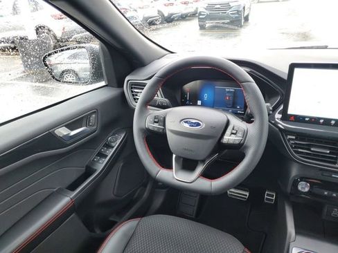 Used 2024 Ford Escape ST-Line w/ Tech Pack #1 image 8