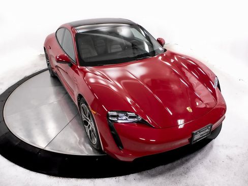 Certified 2024 Porsche Taycan image 39