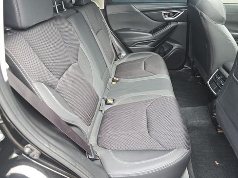 Used 2021 Subaru Forester Premium AWD/4WD image 17