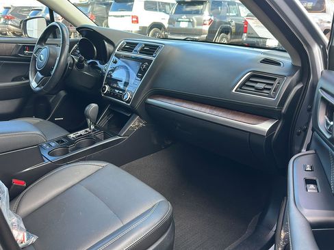 Used 2019 Subaru Outback 2.5i Limited image 21