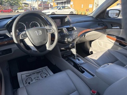 Used 2011 Honda Accord EX-L image 24