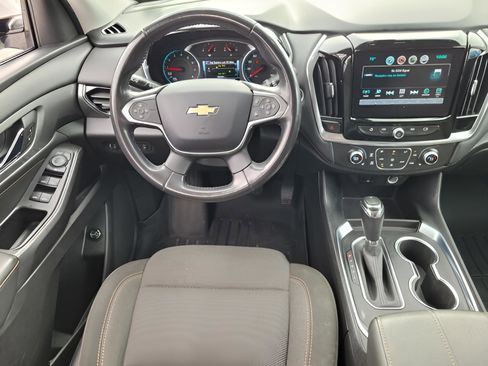 Used 2019 Chevrolet Traverse LT image 24