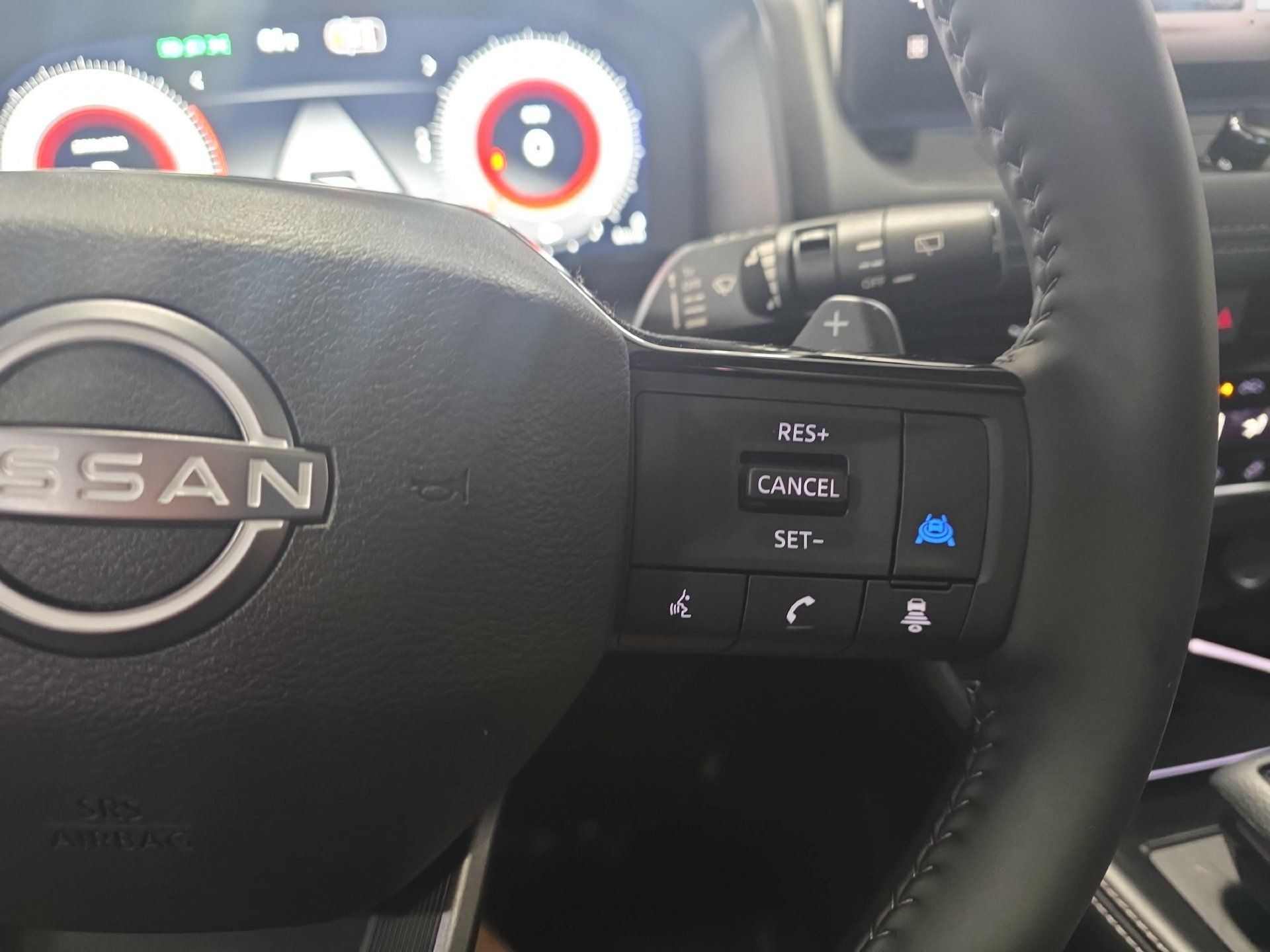 Used 2026 Nissan Rogue Platinum w/ Platinum Premium Package AWD/4WD image 18