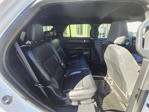 Used 2021 Ford Explorer Police Interceptor Utility AWD image 13