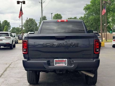 Used 2025 RAM 2500 Big Horn AWD/4WD image 9