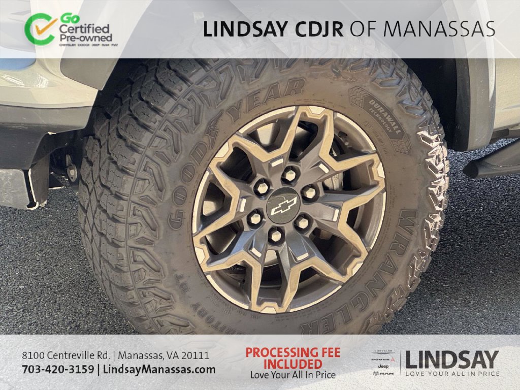 Used 2026 Chevrolet Colorado ZR2 w/ Technology Package AWD/4WD image 9