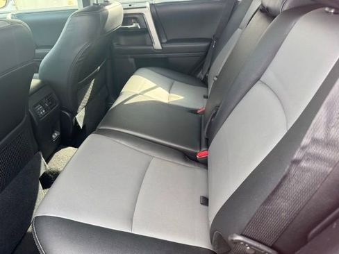 Certified 2020 Toyota 4Runner SR5 Premium AWD/4WD image 7
