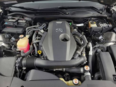 Used 2018 Lexus RC 300 image 13