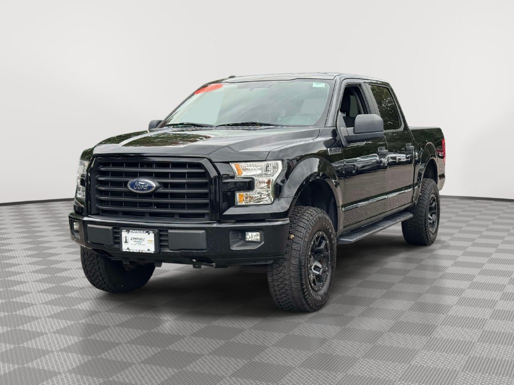 Used 2017 Ford F150 XL w/ Equipment Group 101A Mid AWD/4WD image 3