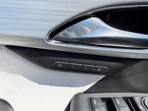 Used 2026 Buick Envision Avenir AWD/4WD image 19