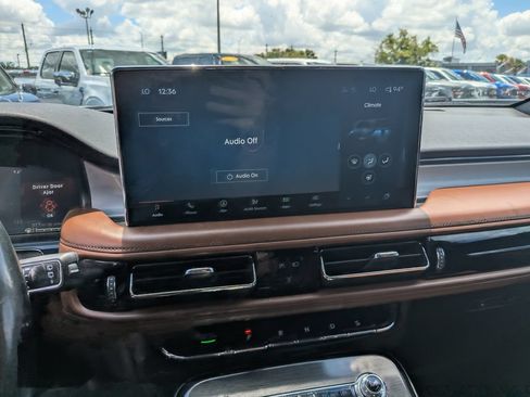 Used 2021 Lincoln Nautilus Reserve w/ Equipment Group 201A AWD/4WD image 20