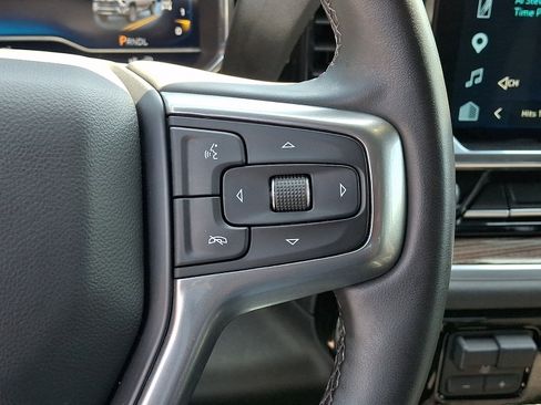 Used 2025 Chevrolet Silverado 2500 LT w/ Convenience Package AWD/4WD image 24
